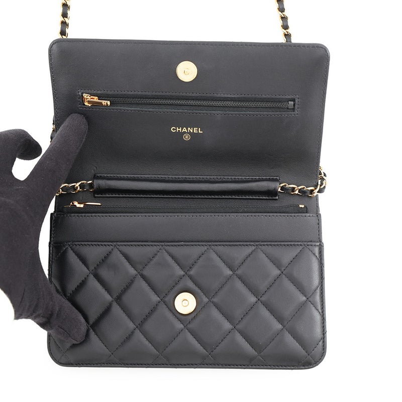 シャネル チェーンウォレット クラシック マトラッセ ココマーク ラムスキン AP0250 CHANEL 黒 財布