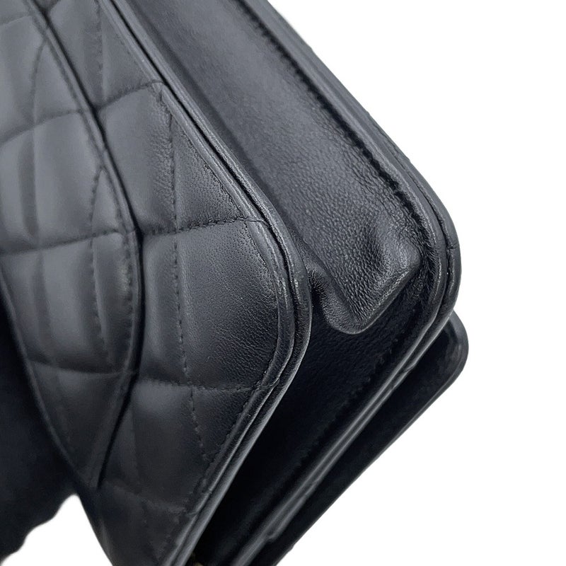 シャネル チェーンウォレット クラシック マトラッセ ココマーク ラムスキン AP0250 CHANEL 黒 財布