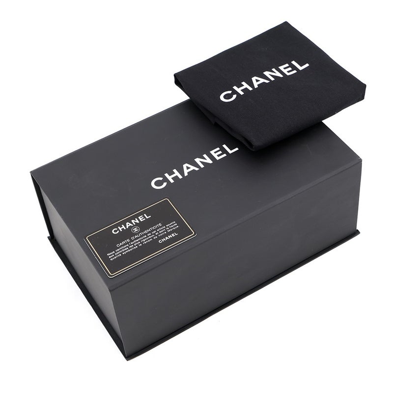 シャネル チェーンショルダーバッグ マトラッセ ココマーク カメラケース ラムスキン A91796 CHANEL ポシェット