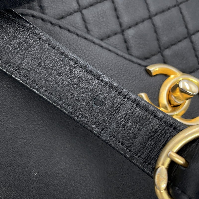 シャネル ウエストバッグ ココマーク マトラッセ レザー/ツイード CHANEL ベルトバッグ 黒