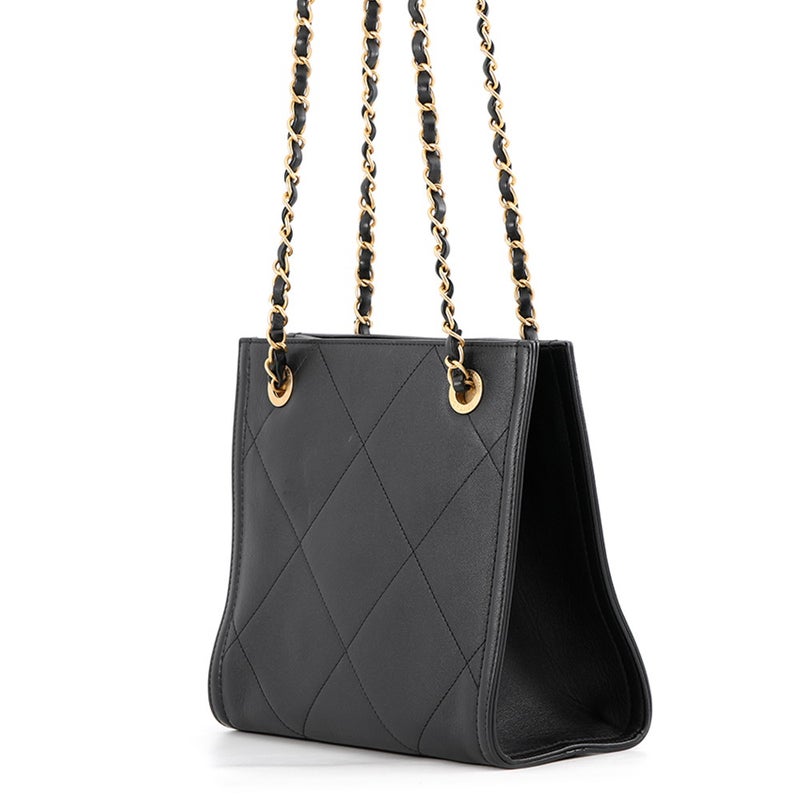 シャネル チェーンショルダーバッグ ショッピングバッグ マトラッセ ココマーク ラムスキン AS2750 CHANEL 黒
