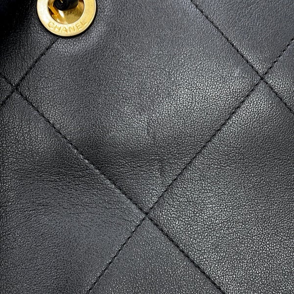 シャネル チェーンショルダーバッグ ショッピングバッグ マトラッセ ココマーク ラムスキン AS2750 CHANEL 黒