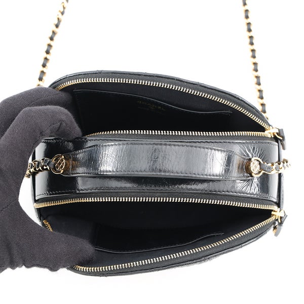 シャネル チェーンショルダーバッグ マトラッセ ココマーク ドーム型 レザー CHANEL バッグ 黒