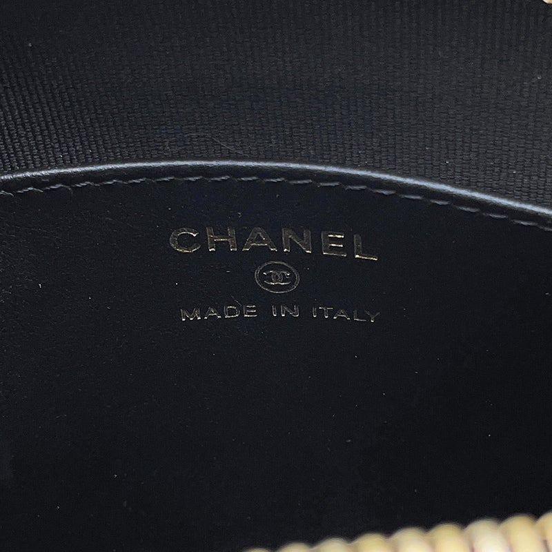 シャネル チェーンショルダーバッグ マトラッセ ココマーク ドーム型 レザー CHANEL バッグ 黒