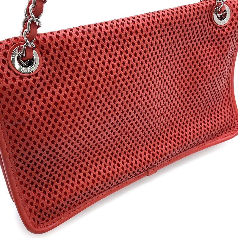 シャネル チェーンショルダーバッグ フレンチリビエラ パンチングレザー A67652 CHANEL