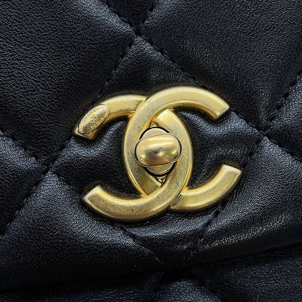 シャネル チェーンショルダーバッグ マトラッセ ココマーク ラムスキン AS2734 CHANEL 黒