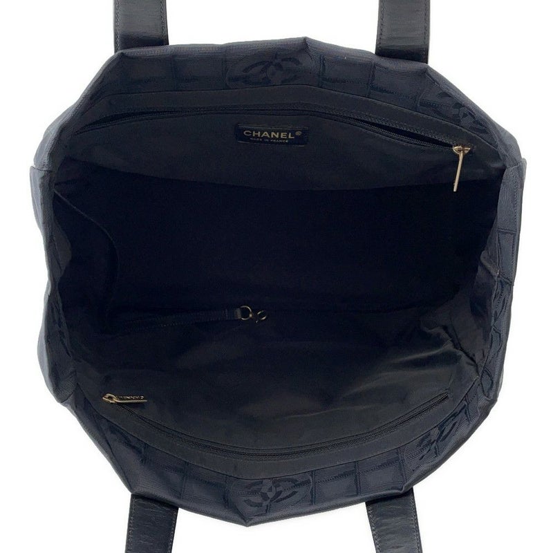 シャネル トートバッグ ニュートラベルライン トートMM ナイロン レザー A15991 CHANEL 黒