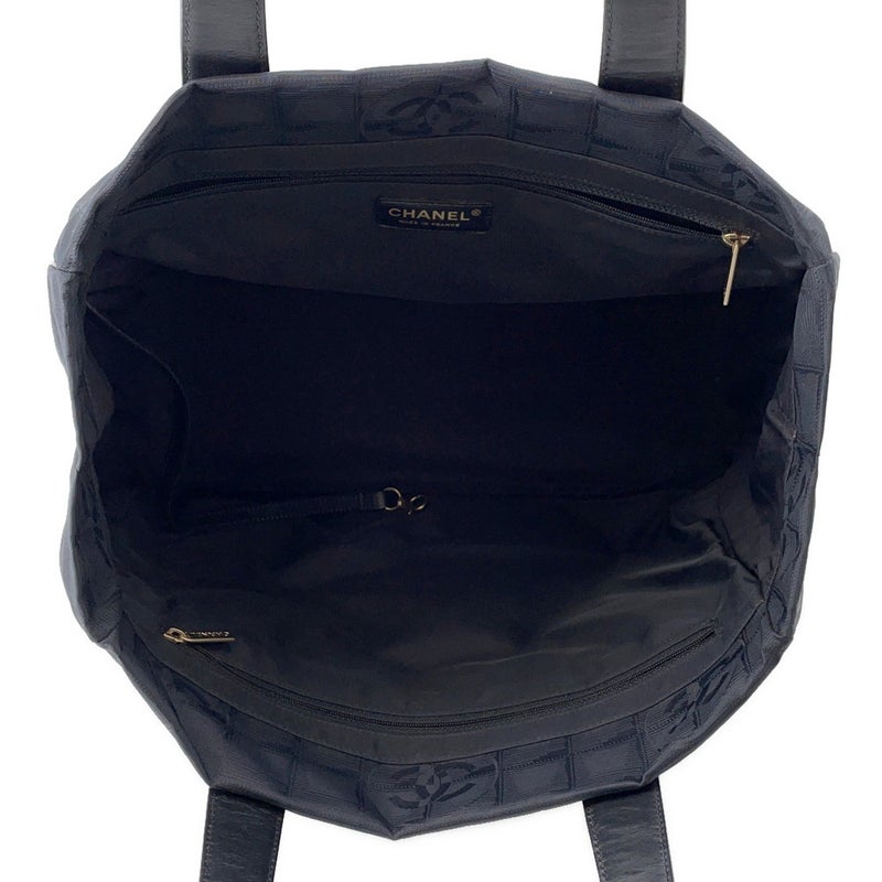 シャネル トートバッグ ニュートラベルライン トートMM ナイロン レザー A15991 CHANEL 黒