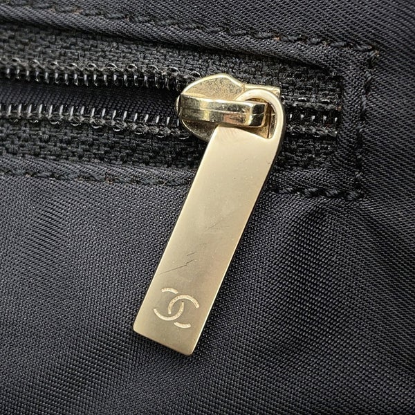 シャネル トートバッグ ニュートラベルライン トートMM ナイロン レザー A15991 CHANEL 黒