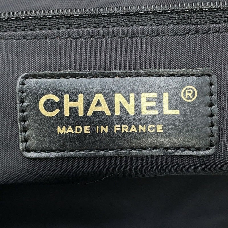 シャネル トートバッグ ニュートラベルライン トートMM ナイロン レザー A15991 CHANEL 黒