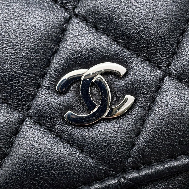 シャネル チェーンウォレット マトラッセ ココマーク ラムスキン キルティング A33814 CHANEL 財布 黒