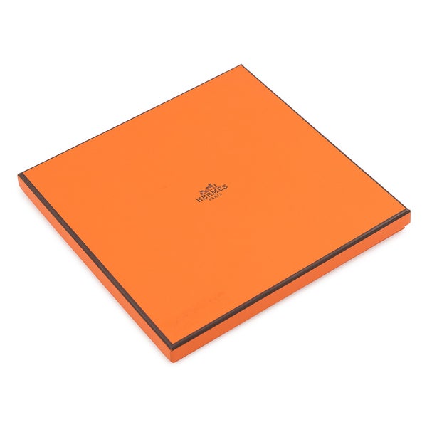 エルメス スカーフ カレ55 新・パリの恋人たち Les Nouveaux Amoureux de Paris HERMES 2021年秋冬