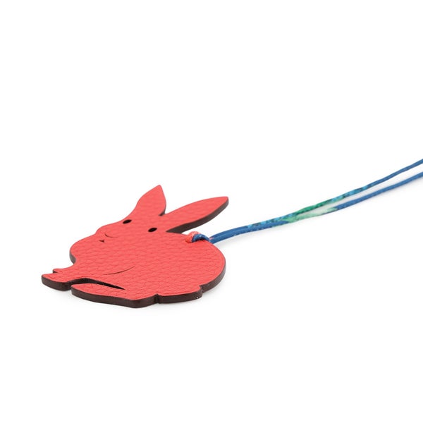 エルメス バッグチャーム プティアッシュ ウサギ ルージュピヴォワンヌ/ルージュセリエ  トゴ/シェブルミゾル