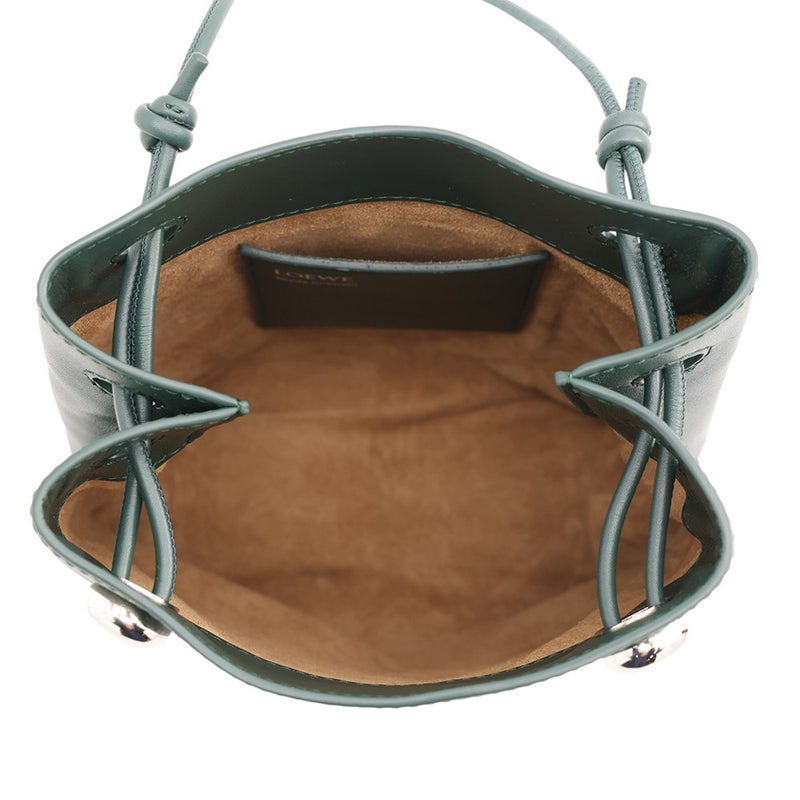 ロエベ ショルダーバッグ ぺブルポーチ スムースカーフレザー CANBSPPX01 LOEWE バッグ