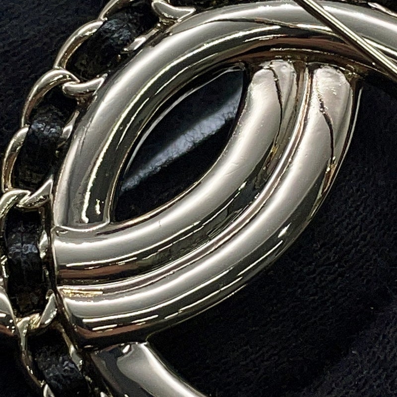 シャネル ブローチ ココマーク ラインストーン フェイクパール ラムスキン B24C AB8609 CHANEL アクセサリー
