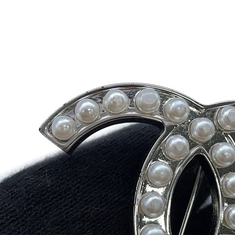 シャネル ブローチ ココマーク フェイクパール 06 V CHANEL アクセサリー