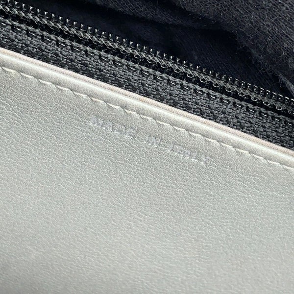 シャネル チェーンウォレット カメリア ココマーク ラムスキン A47421 CHANEL 財布 黒