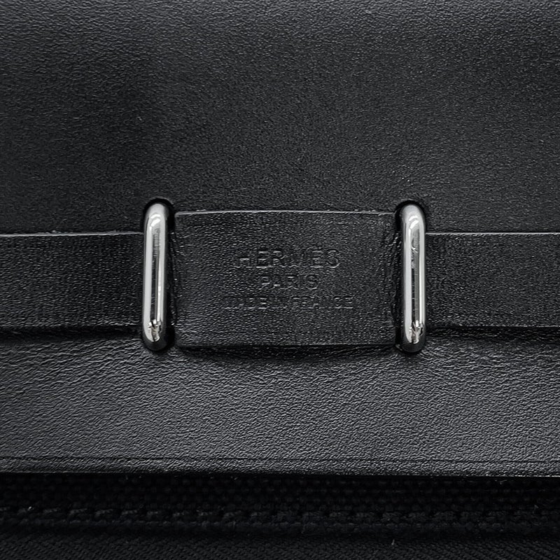エルメス ショルダーバッグ エールバッグジップ ミニ ブラック/シルバー金具 トワルミリタリー/ヴァッシュハンター G刻印 黒