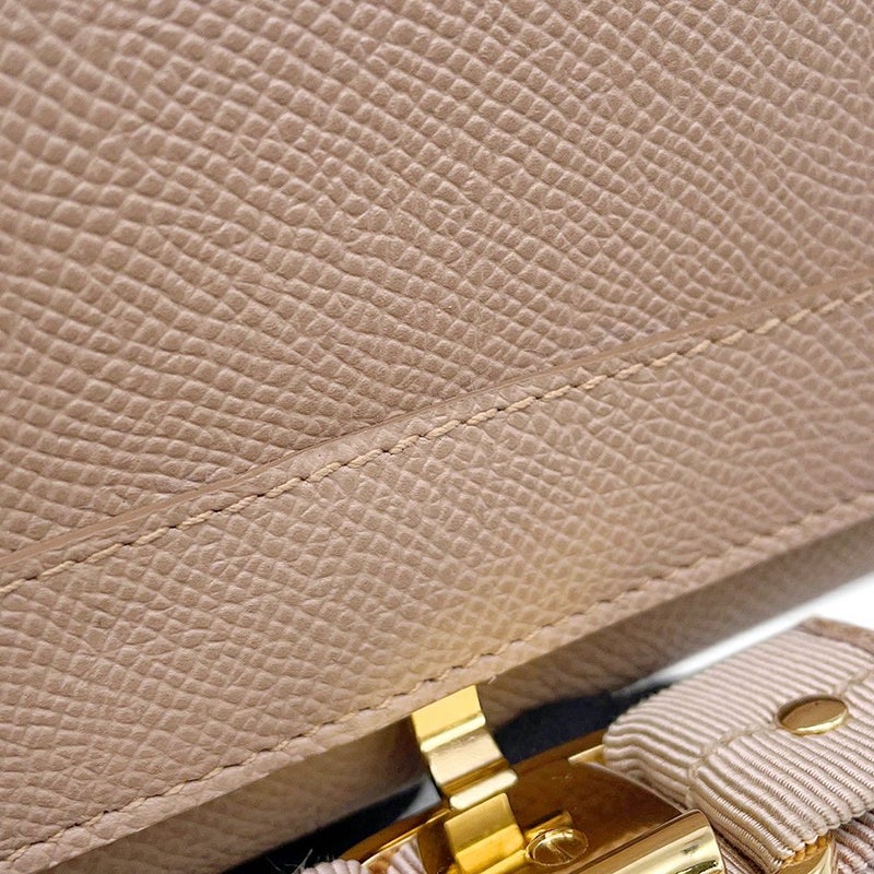 サルバトーレ・フェラガモ 長財布 ヴァラリボン レザー Ferragamo 財布 リボン