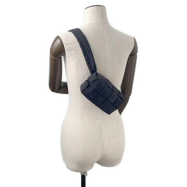 ボッテガヴェネタ ボディバッグ パデットカセット ナイロン 679763 BOTTEGA VENETA バッグ 黒