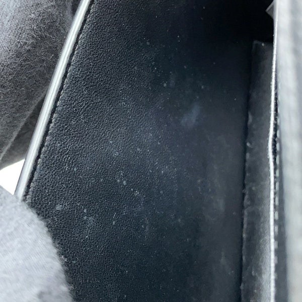 フェンディ ショルダーウォレット FFダイヤモンド レザー 8M0488 FENDI 長財布 黒