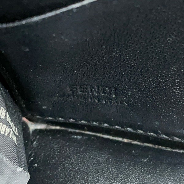フェンディ ショルダーウォレット FFダイヤモンド レザー 8M0488 FENDI 長財布 黒