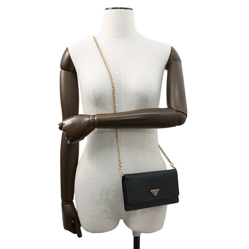 プラダ チェーンウォレット サフィアーノレザー PRADA 財布 黒