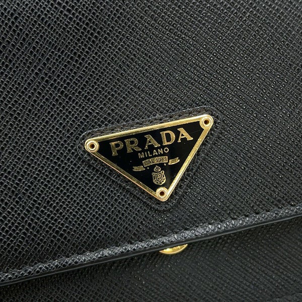 プラダ チェーンウォレット サフィアーノレザー PRADA 財布 黒