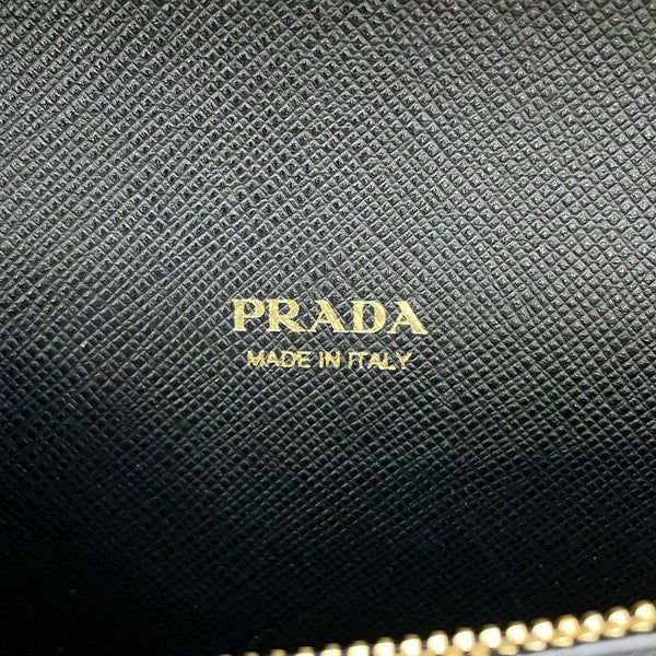 プラダ チェーンウォレット サフィアーノレザー PRADA 財布 黒
