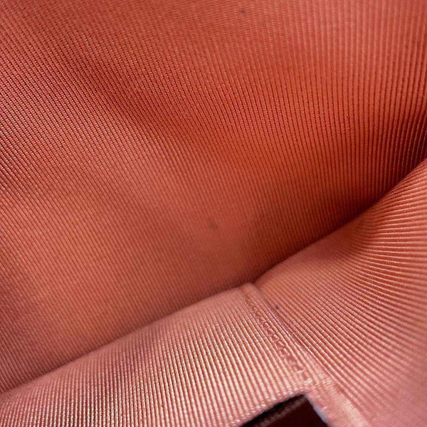 シャネル チェーンウォレット ココマーク マトラッセ ラムスキン A82527 CHANEL ポシェット 財布