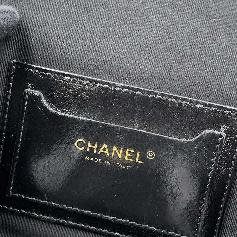 シャネル バックパック マトラッセ ココマーク シャイニーカーフレザー AS3332 CHANEL リュック 黒