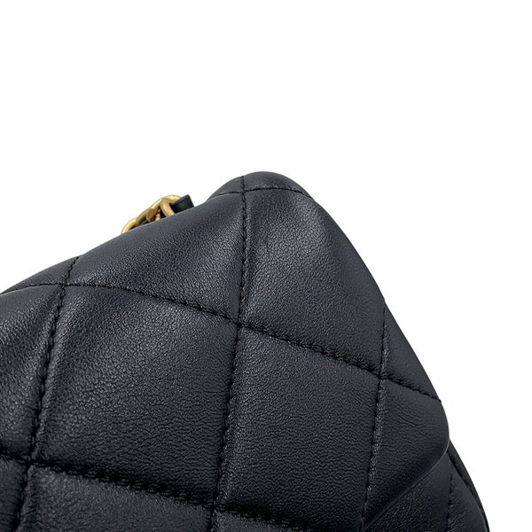 シャネル チェーンショルダーバッグ マトラッセ ココマーク パール ラムスキン AS4868 CHANEL 黒