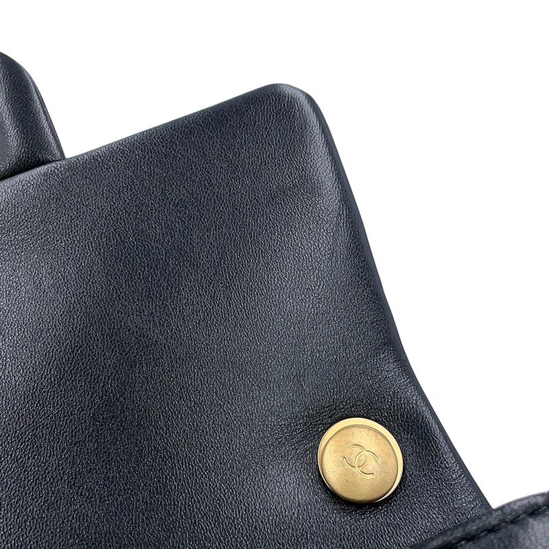 シャネル チェーンショルダーバッグ マトラッセ ココマーク パール ラムスキン AS4868 CHANEL 黒