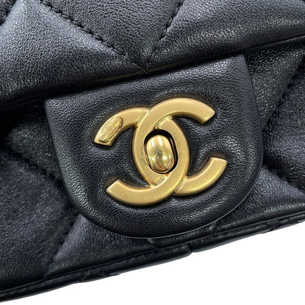 シャネル チェーンショルダーバッグ マトラッセ ココマーク パール ラムスキン AS4868 CHANEL 黒