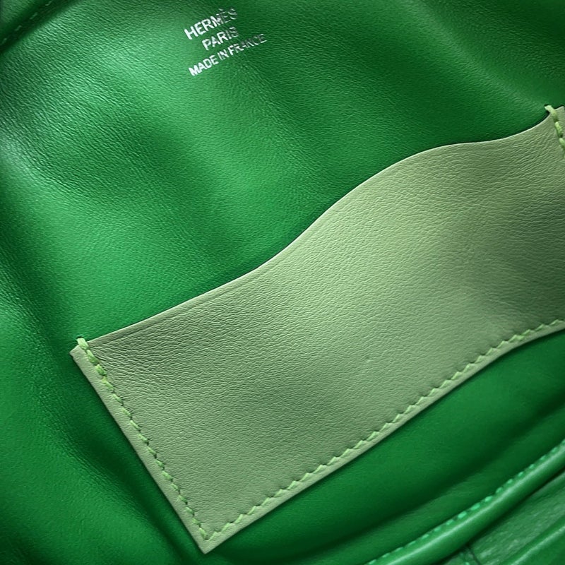 エルメス ウエストバッグ インザループ ヴェルソ ヴェールクリケット/バンブー/シルバー金具 スイフト Y刻印