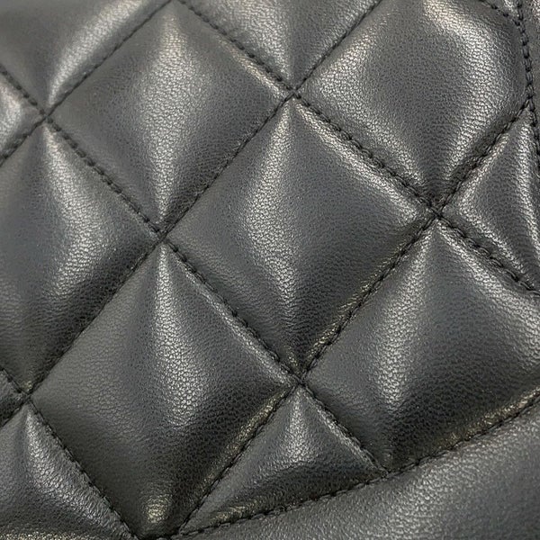 シャネル チェーンショルダーバッグ マトラッセ25 ココマーク シングルチェーン シングルフラップ A01165 CHANEL 黒