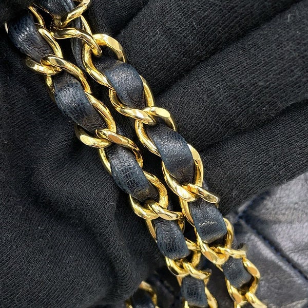 シャネル チェーンショルダーバッグ マトラッセ ココマーク ダイアナ CHANEL