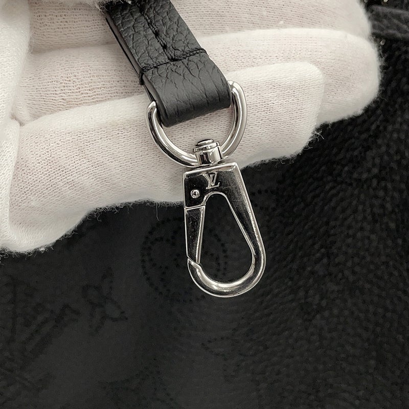 ルイヴィトン ハンドバッグ モノグラム・マヒナ ベラ M57070 LOUIS VUITTON 2wayショルダーバッグ 巾着バッグ 黒 ブラック