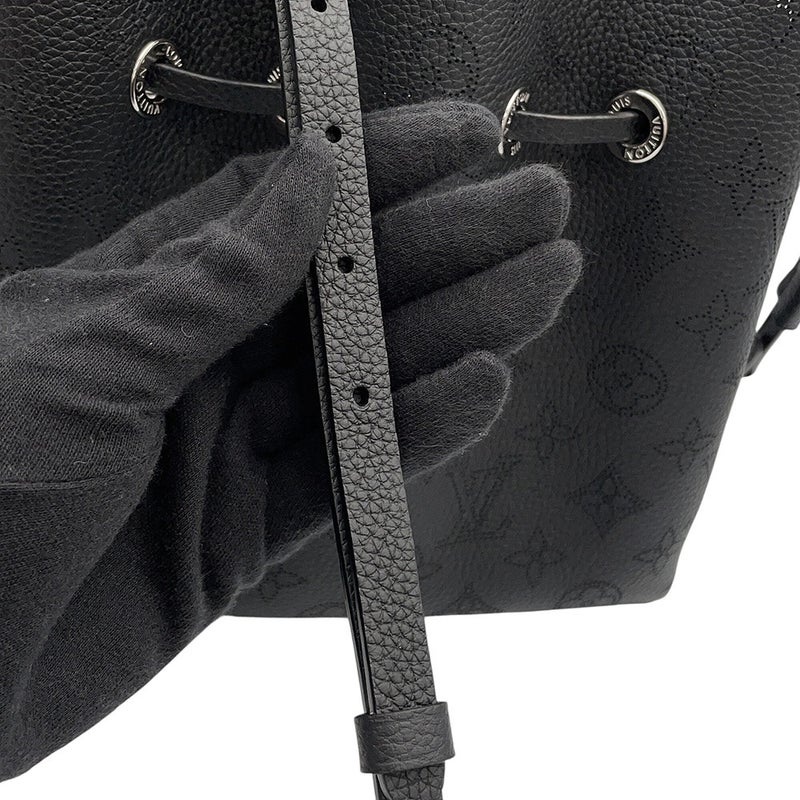 ルイヴィトン ハンドバッグ モノグラム・マヒナ ベラ M57070 LOUIS VUITTON 2wayショルダーバッグ 巾着バッグ 黒 ブラック