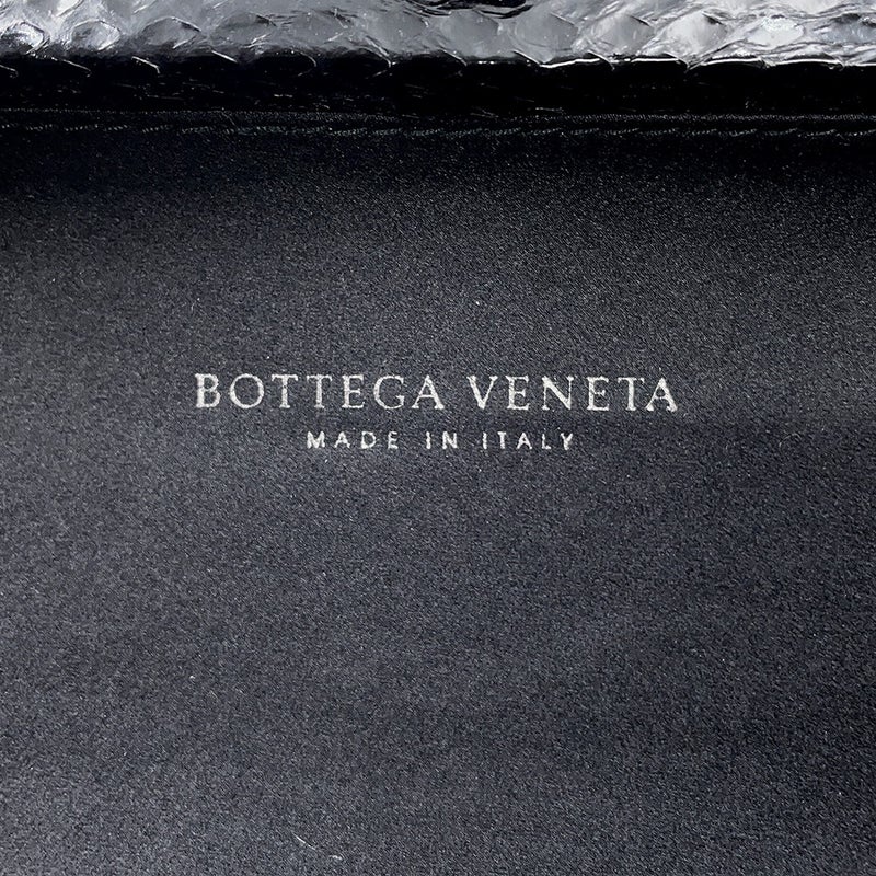 ボッテガヴェネタ クラッチバッグ イントレチャート ノット サテン/パイソン BOTTEGA VENETA 黒