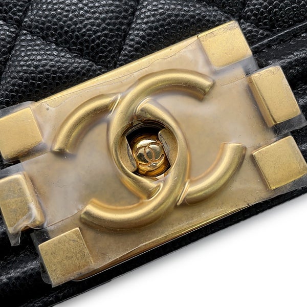 シャネル チェーンショルダーバッグ ココマーク ボーイシャネル キャビアスキン A67086 CHANEL 黒