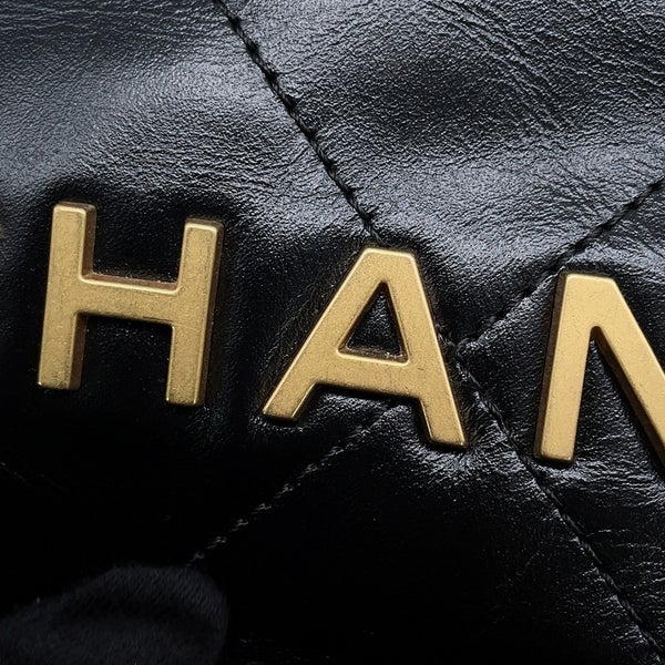 シャネル ハンドバッグ CHANEL 22 マトラッセ スモール シャイニーカーフレザー AS3260 CHANEL ポーチ付き 黒