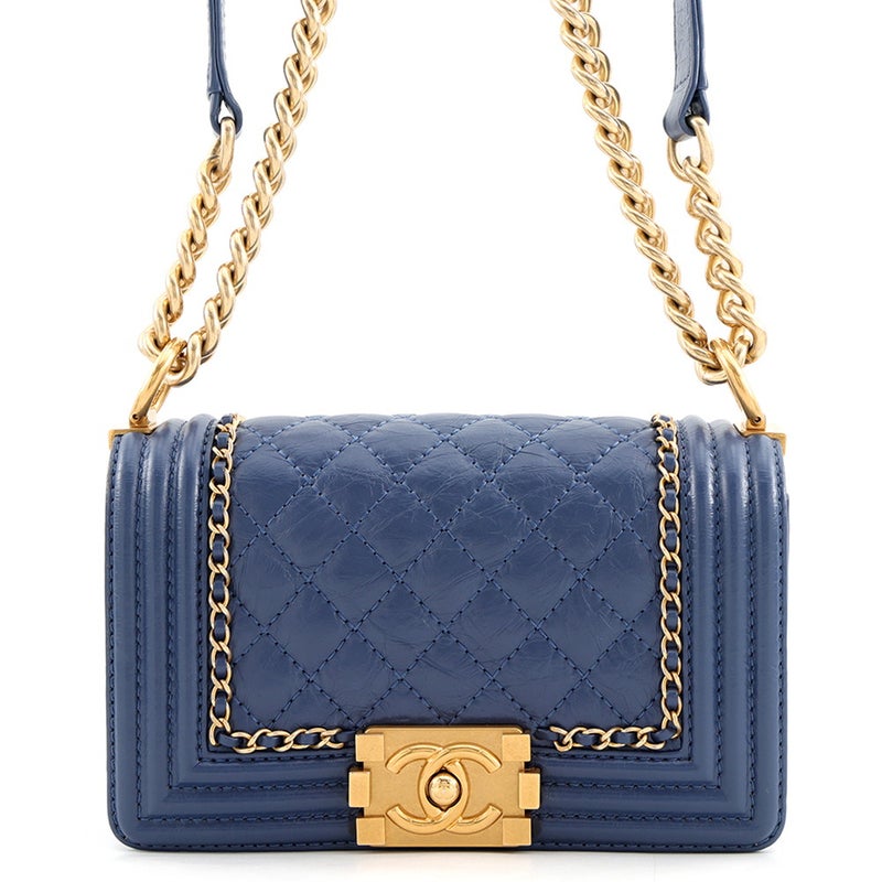 シャネル チェーンショルダーバッグ ボーイシャネル スモール マトラッセ ココマーク カーフレザー A67085 BOY CHANEL