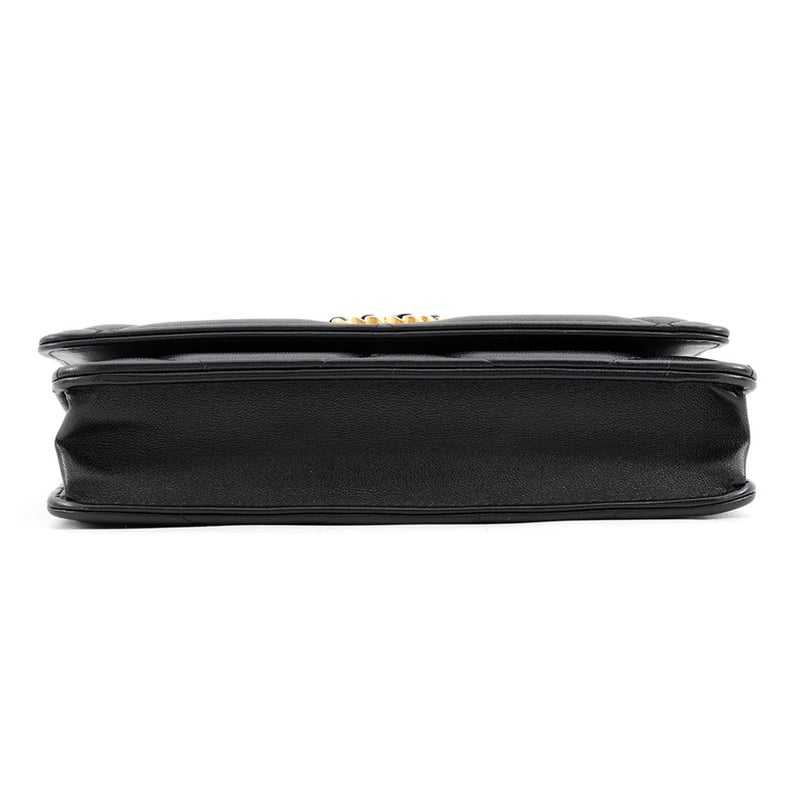 シャネル チェーンウォレット CHANEL19 ココマーク マトラッセ シャイニーラムスキン AP3267 CHANEL 財布 黒