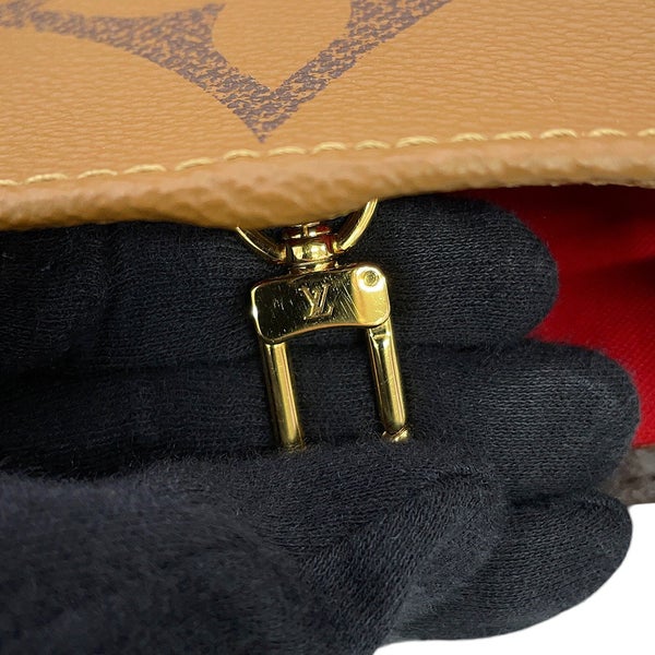 ルイヴィトン ショルダーバッグ モノグラム・リバース ジャイアント オンザゴーGM M44576 LOUIS VUITTON 2way