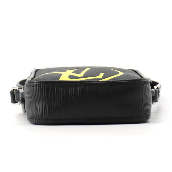 ルイヴィトン ショルダーバッグ エピ ダヌーブPM LVサークル M55120  LOUIS VUITTON 黒 ブラック