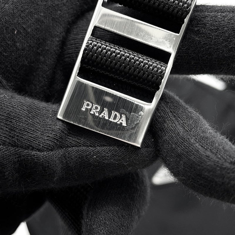 プラダ ショルダーバッグ トライアングルロゴ ナイロン 2VH090 PRADA バッグ 黒