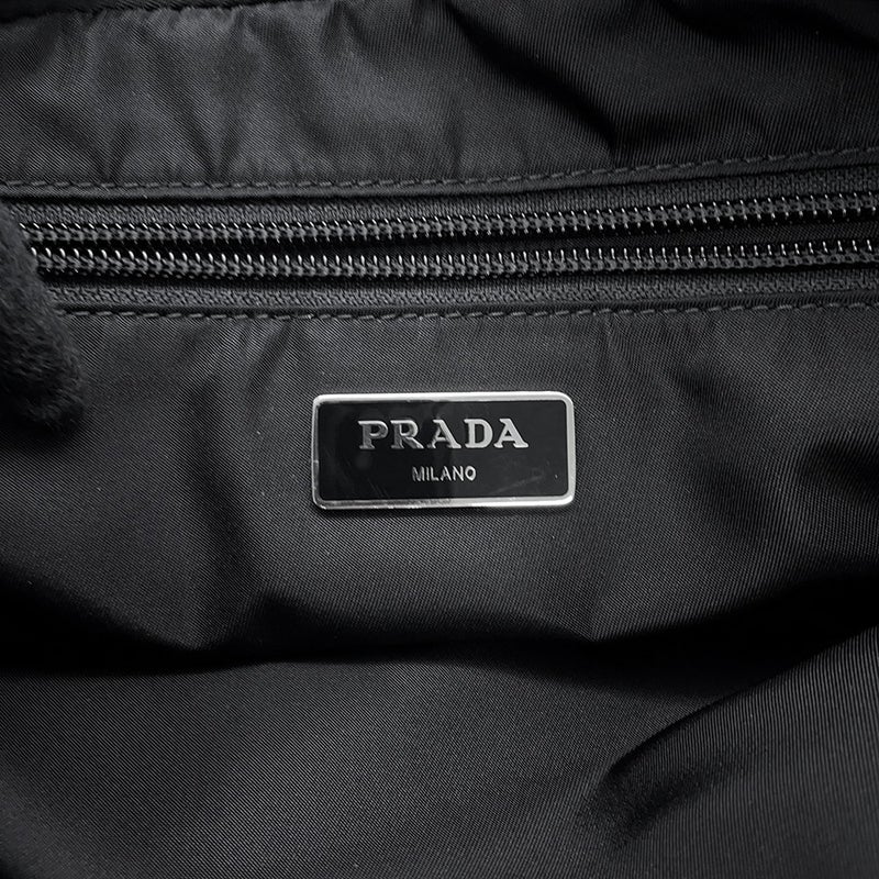 プラダ ショルダーバッグ トライアングルロゴ ナイロン 2VH090 PRADA バッグ 黒