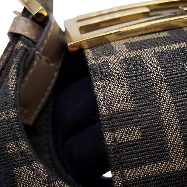フェンディ ハンドバッグ クッキー ミニ ズッカ 8BS065 FENDI ショルダー 黒