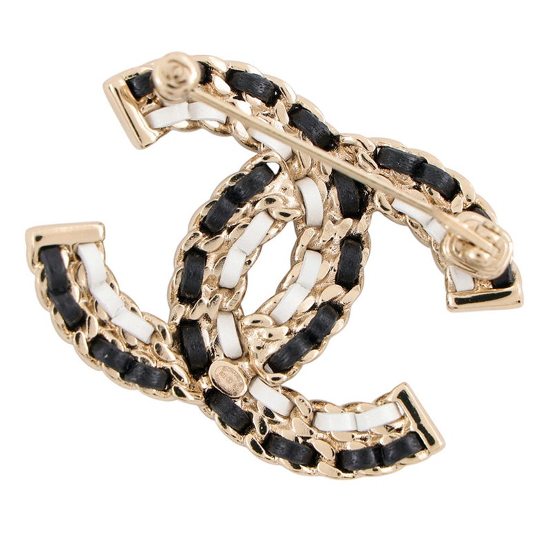 シャネル ブローチ ココマーク レザー B22 A CHANEL アクセサリー 黒 白